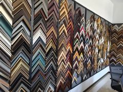 -龙慧画框·裱画配框工厂店