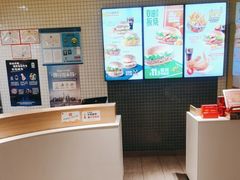 -麦当劳(南汇车市店)