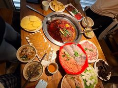 -城墙拐拐火锅(三峡广场黑金冠店)