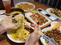-满园烤鸭·春饼(丰科路万达店)