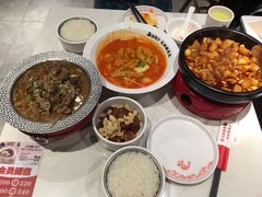 -渝是乎酸菜鱼·川渝小炒(新世界百货望京店)