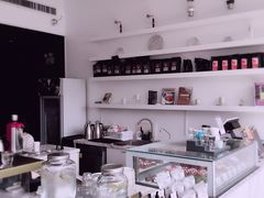 -UNI UNI(环亚凯瑟琳店)