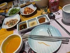 -唯成•韩国炭火烤肉 유성고기