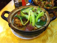 腊肠滑鸡煲仔饭-粤秀小厨·广式早茶(辽宁路店)