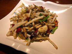 小炒芦苇根-魏铭鱼头捞饭(晋阳路店)