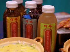 -何妹湿辣牛肉·粤式烧烤砂煲(桂雅路店)