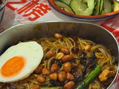 -老表记广西宵夜螺蛳鸭脚煲(东盟店)