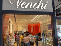 -VENCHI 闻绮(上海佛罗伦萨小镇店)