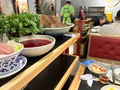-廖掌柜·重庆鲜货火锅(上海首店)