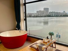 -星湖旅游景区七星岩