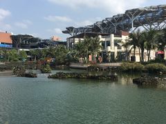 -观澜湖新城运动奥莱区