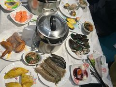 -领鲜活海鲜榴莲自助火锅(东门店)