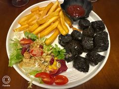 -mordew加州日记西餐&小酒馆(新天地店)