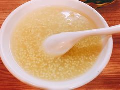 -大耳公曹氏驴肉包子铺(三八店)