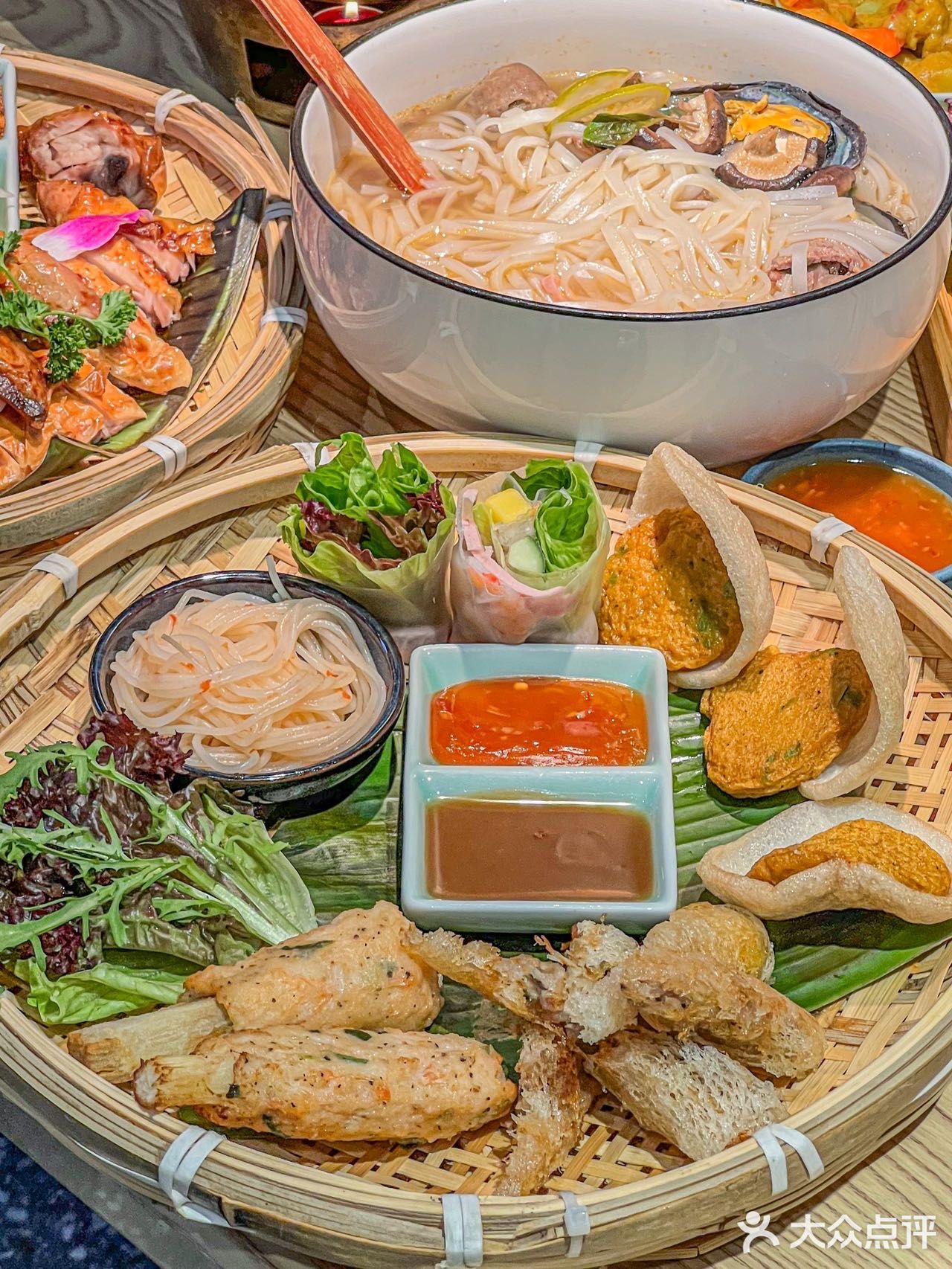 人均20r吃到撑!河粉的味道很正,汤头很鲜!