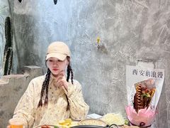 -贰回巷火锅馆(钟楼店)