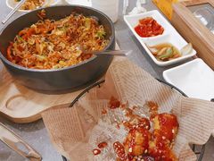 -豚妈妈汤饭·部队锅(南京东路店)
