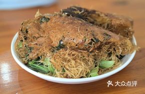 Fried Rice Noodles with Crispy Rice Cake