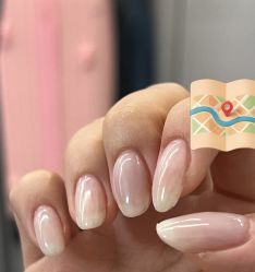 -芊屿芊浔美甲