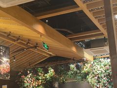 -野山舂·贵州现舂酸汤火锅(鸿通城店)