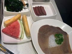 -海底捞火锅鲜切牛肉主题店(长寿路店)
