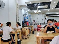 大堂-华兴街自力面店