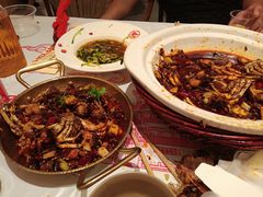 -肥肥虾庄·金牌油焖大虾(汉口城市广场店)