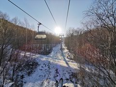 -亚布力新体委滑雪场