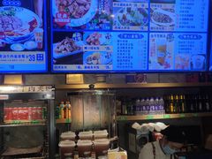 -西部马华清真兰州牛肉面·烧烤夜市(三里河店)
