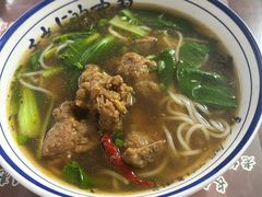 -长人馄饨铺(解放街店)