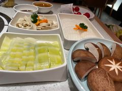 -左庭右院鲜牛肉火锅(环球港店)
