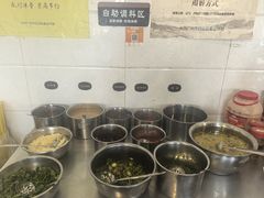 -牛一煲美食(江高店)