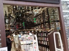 -钟书阁(群光广场店)