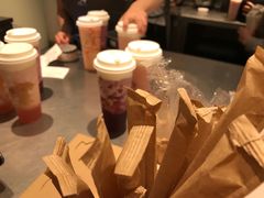 -喜茶(上海打浦桥日月光gelato lab+店)