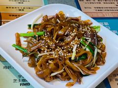 干炒牛河-大头力茶餐厅(花都融创茂店)