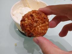 夏威夷果-上海哈尔滨食品厂(淮海中路店)