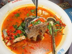 坛宗剁椒鱼头中份-坛宗剁椒鱼头(河西王府井店)
