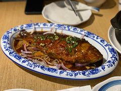 葱焖鲫鱼-兔爸私家小厨(新北万达店)