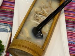 -香巴拉云南餐厅(华莱坞店)