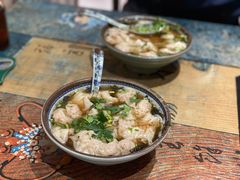 招牌野馄炖-老谢野馄饨(延安路店)