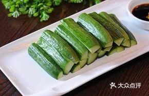 Crispy Cucumber Salad