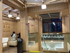 -霸王茶姬(南强街店)