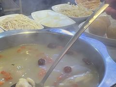-光头药膳鸡(莱茵小镇店)