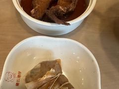 -佬钱湾仔(衣裳街店)