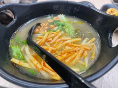 -桂在香知桂林米粉(红博中央公园店)