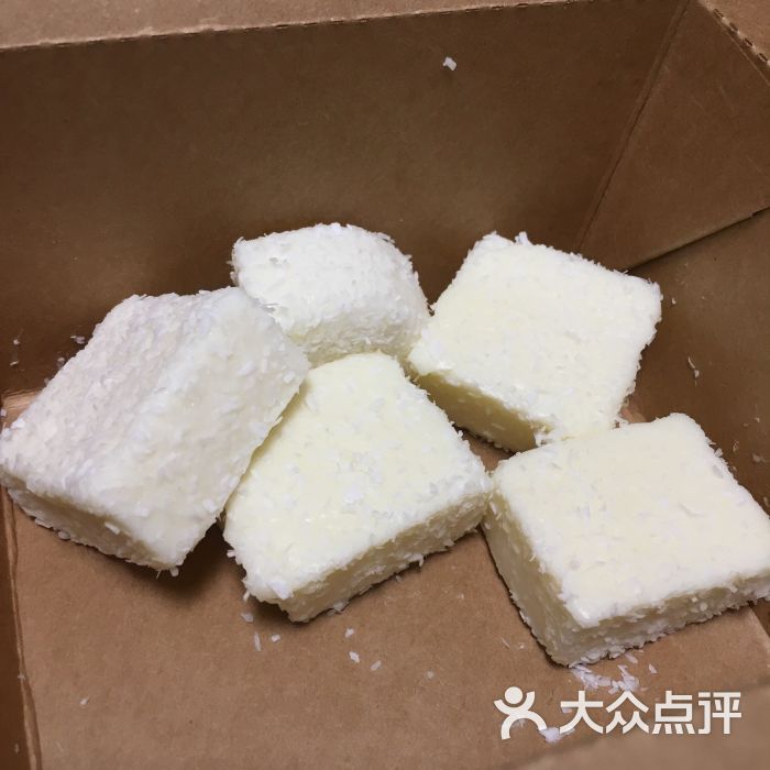 黄氏正轩水牛奶甜品(会展路万达金街店)牛奶方砖图片 第92张