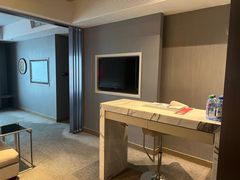 -榛悦隆堡成都酒店(春熙路太古里店)