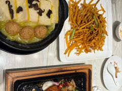 -莲餐厅·湖北菜·潜江小龙虾店(愚园路店)