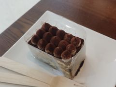 -星巴克(武汉江夏中百广场店)