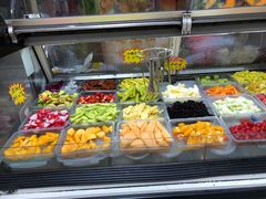 自助取餐区-老炳·七丛松甘草水果